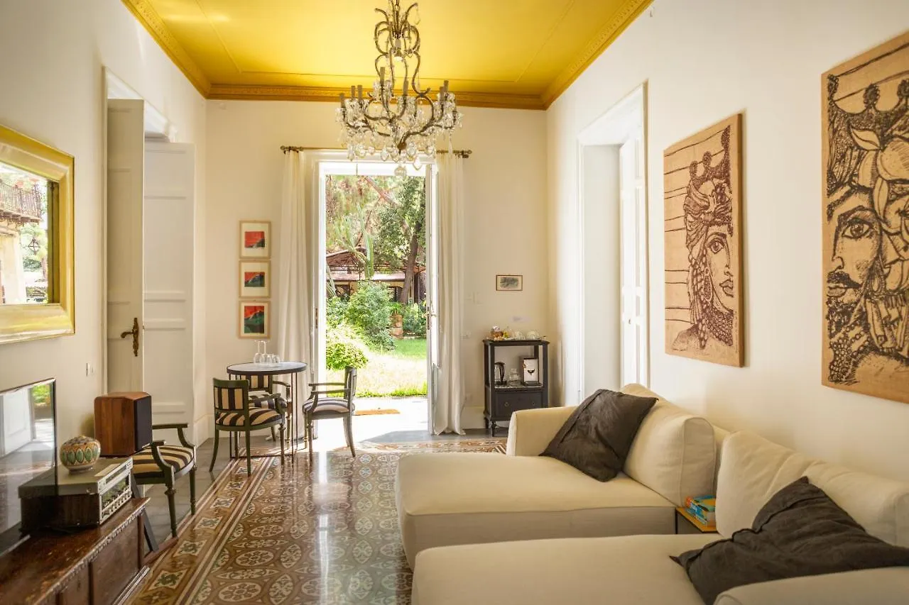 Garden Suite in private villa on Via Libertà Palerme